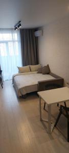 Затишна, стильна студія біля Виставкового центру