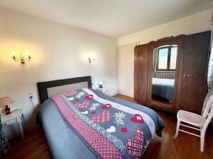 Maisons de vacances Gite spacieux a Saulxures-sur-Moselotte: proche lac, pistes de ski, equipements bebe, animaux acceptes - FR-1-589-145 : photos des chambres