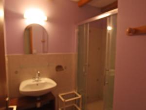 Maisons de vacances Gite Le Val-d'Ajol, 5 pieces, 10 personnes - FR-1-589-139 : photos des chambres