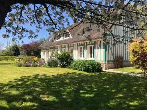 maison campagne jardin piscine - Angiens