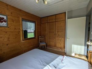 Maisons de vacances Chalet renove proche du Valtin – Ideal pour famille, randonnees et ski, Wifi, luges fournies - FR-1-589-150 : photos des chambres