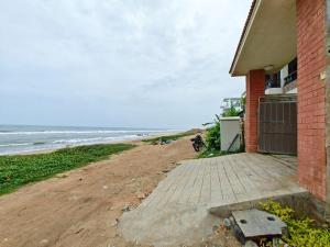 Royal Experiences Buddha Sea View Villa, Mutukadu Beach ECR Chennai