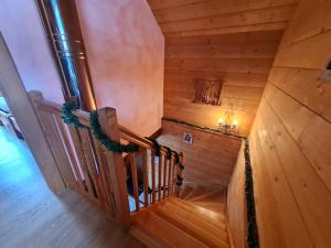 Maisons de vacances Chalet chaleureux face aux pistes, proche Gerardmer, ideal pour famille, balcon et terrasse - FR-1-589-182 : photos des chambres