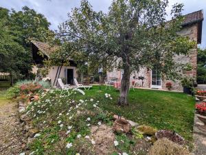 Maisons de vacances Gite Saulcy-sur-Meurthe, 3 pieces, 4 personnes - FR-1-589-256 : photos des chambres