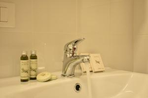 Welc-ōM Portello Stylish free parking