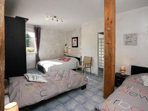Maisons de vacances Gite Saulxures-sur-Moselotte, 8 pieces, 20 personnes - FR-1-589-327 : photos des chambres
