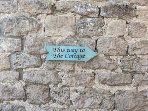 Cotswolds Country Cottage - Boutique & Romantic