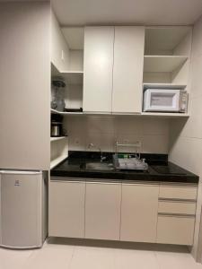 Makia Flats Muro Alto