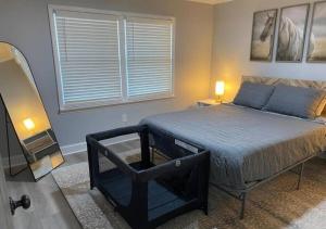 Modern 2BR Aparment near NC ZOO w Parking