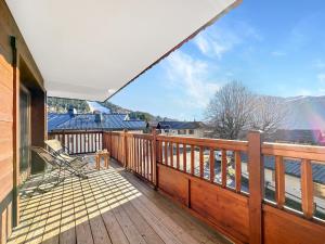 4 pieces centre village