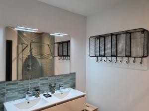 Maisons de vacances Gite 4 etoiles a La Bresse, grand confort, proche station ski - FR-1-589-394 : photos des chambres