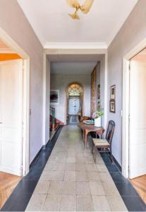 B&B / Chambres d'hotes DEMEURE BERGAMOTE de FONTIERS : photos des chambres