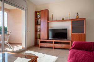 AT130 Casa con piscina privada, aire acondicionado y garaje