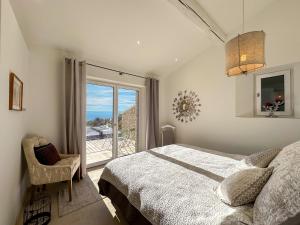 Mas La Rose Sauvage - magnificent Luberon views