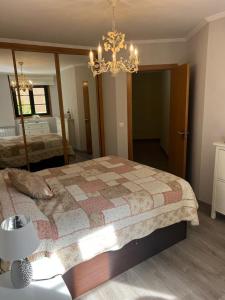 O Barqueiro- Fisher Village