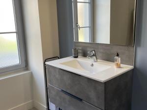 Détente près du Loir : Chambre et salon privés, idéal pour randonnées et proche des 24H du Mans - FR-1-410-387