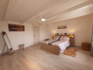 Maison de vacances rénovée à la ferme, terrasse, proche du Parc Ardes, Puy de Dôme et Brioude - FR-1-582-375