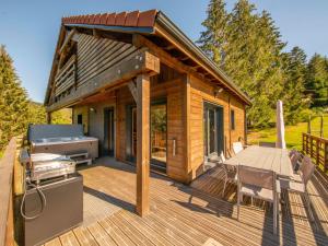 Maisons de vacances Chalet familial confortable avec spa, proche Gerardmer et station de ski, ideal ete et hiver. - FR-1-589-469 : photos des chambres