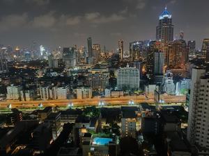 Affordable Serviced Apartments in Nana Omni Tower - Prime Sukhumvit location - Apartments, Bangkok