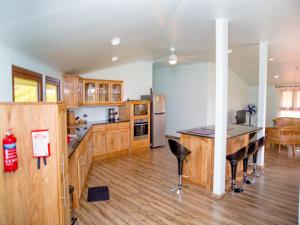 Spacious apartment with sea view, Au Cap, 124 m²