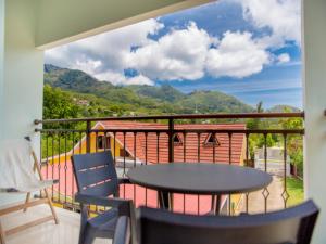 obrázek - One bedroom appartement at Au cap 100 m away from the beach with enclosed garden and wifi