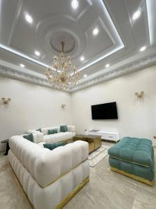 Luxury Villa, Central Ac, Bbq, Ideal For Events