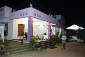 Royal Experience Pink Breeze Villa, Kuvathur ECR Highway Chennai