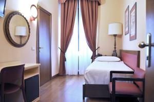 Small Single Room room in Hotel San Guido