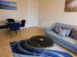 Beautiful & spacious 2 bed apt in Glasgow West End