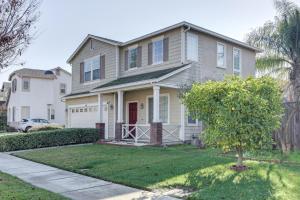 Spacious Turlock Home about 1 Mi to University!
