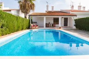 Araceli - Chalet en Riumar con piscina privada, jardín y barbacoa - Deltavacaciones - Riumar