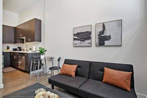 1BR Adorable Apt with In-unit Laundry - Lake 206 rep