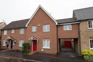 Space Apartments - 3 Bed House Broomfield Chelmsford - Boreham