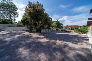 VILLA DIAMOND- beautiful seaview, bar, pool & gym