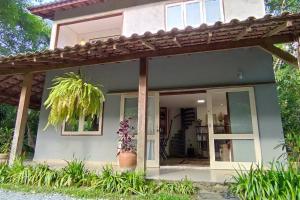 Casa com Quintal Ideal para o Pet e Churrasqueira