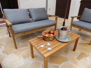 Provenzalische Villa Berta - mit Terrasse und Garten in Stadtnähe by Riviera HomeLife