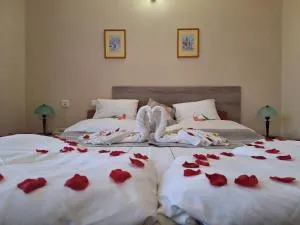 独角酒店 - 上塔尔卡尼