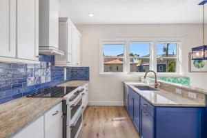 Sea U Soon - Premier 4 Bedroom Villa with Heated Pool