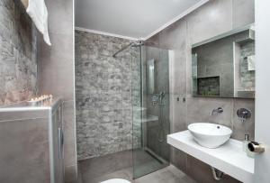 Angels View Apartments