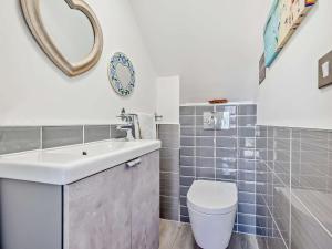 3 Bed in Newquay 47630