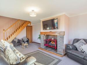 4 Bed in Warkworth 86132