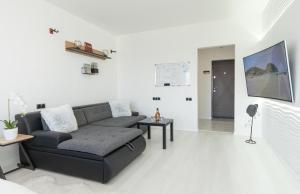 Nikira apartment 52 Obolon metro Minsk