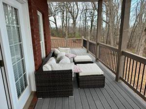 obrázek - Pet Friendly on 5 Acres! 3 Master Suites Sleeps 14