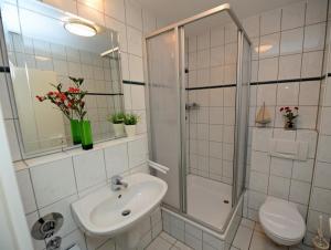 Studio 11 im Haus Stranddistel, modernes Studio im 1 OG fur 2 Personen in Zingst