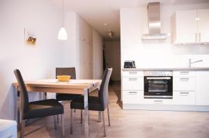 Zum Anker, moderne Ferienwohnung für 3 Personen in Zingst