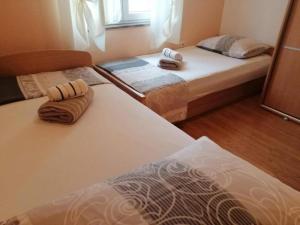 Ferienwohnung in Zaton (Zadar) mit Balcony, Air conditioning, W-LAN (4810-2)