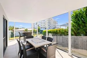 The Tomaree Downstairs - Shoal Bay