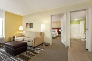 One-Bedroom King Suite - Non-Smoking room in Home2 Suites by Hilton Biloxi/North/D'Iberville
