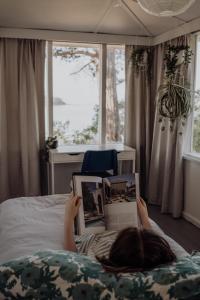 Blue Lagoon Beach House - Absolute Beachfront!