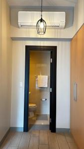 Uptown Parksuites Tower Two - BGC Taguig, Manila